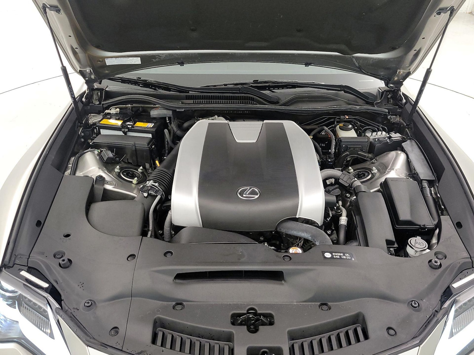 2022 Lexus RC 350 - Photo 23