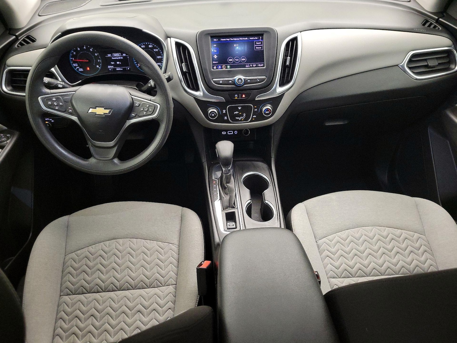 2022 Chevrolet Equinox LS - Photo 10