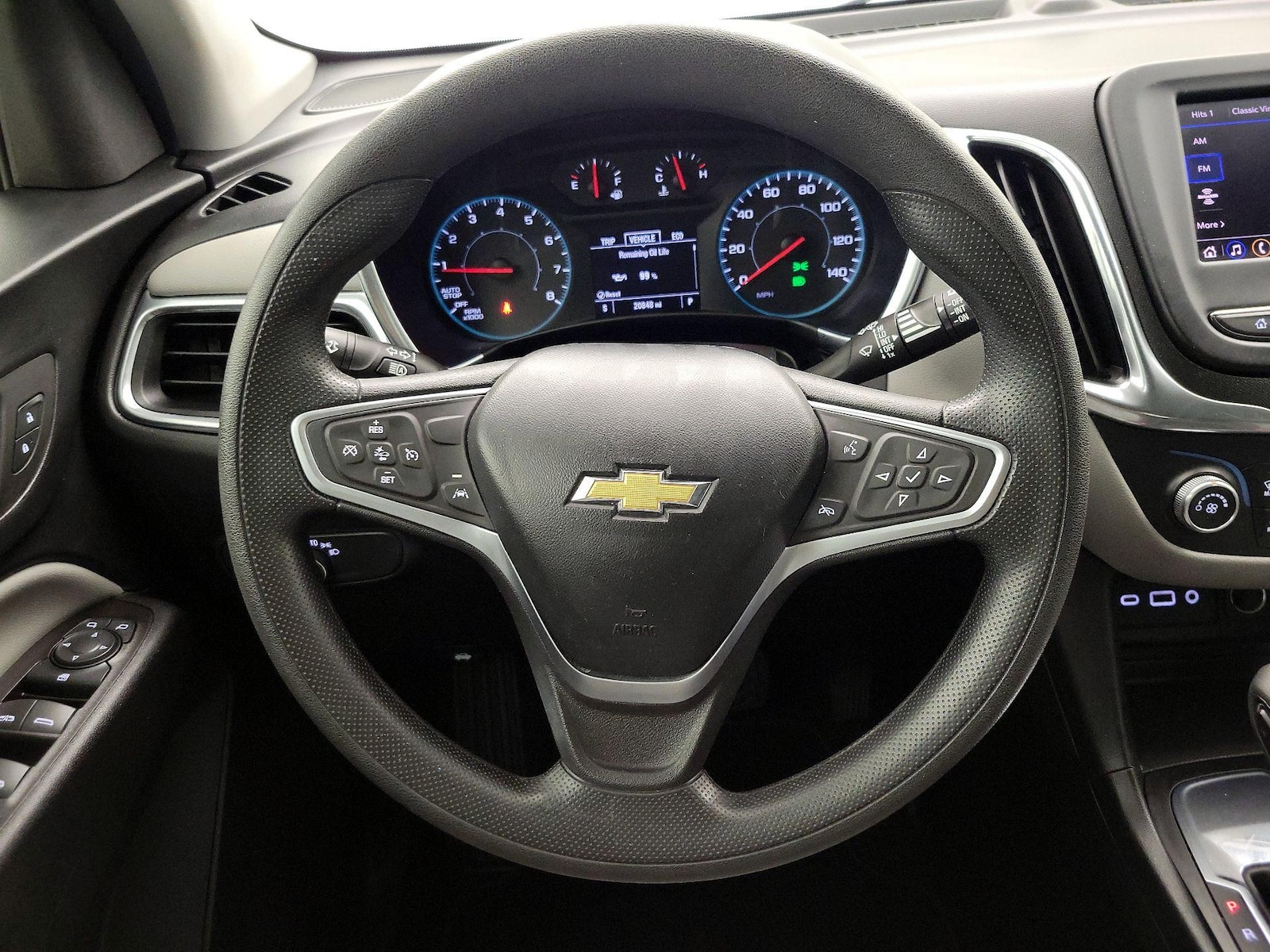 2022 Chevrolet Equinox LS - Photo 11