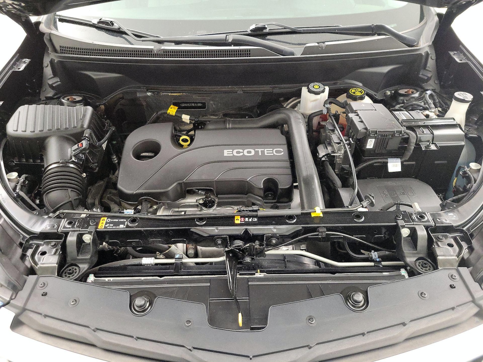 2022 Chevrolet Equinox LS - Photo 23