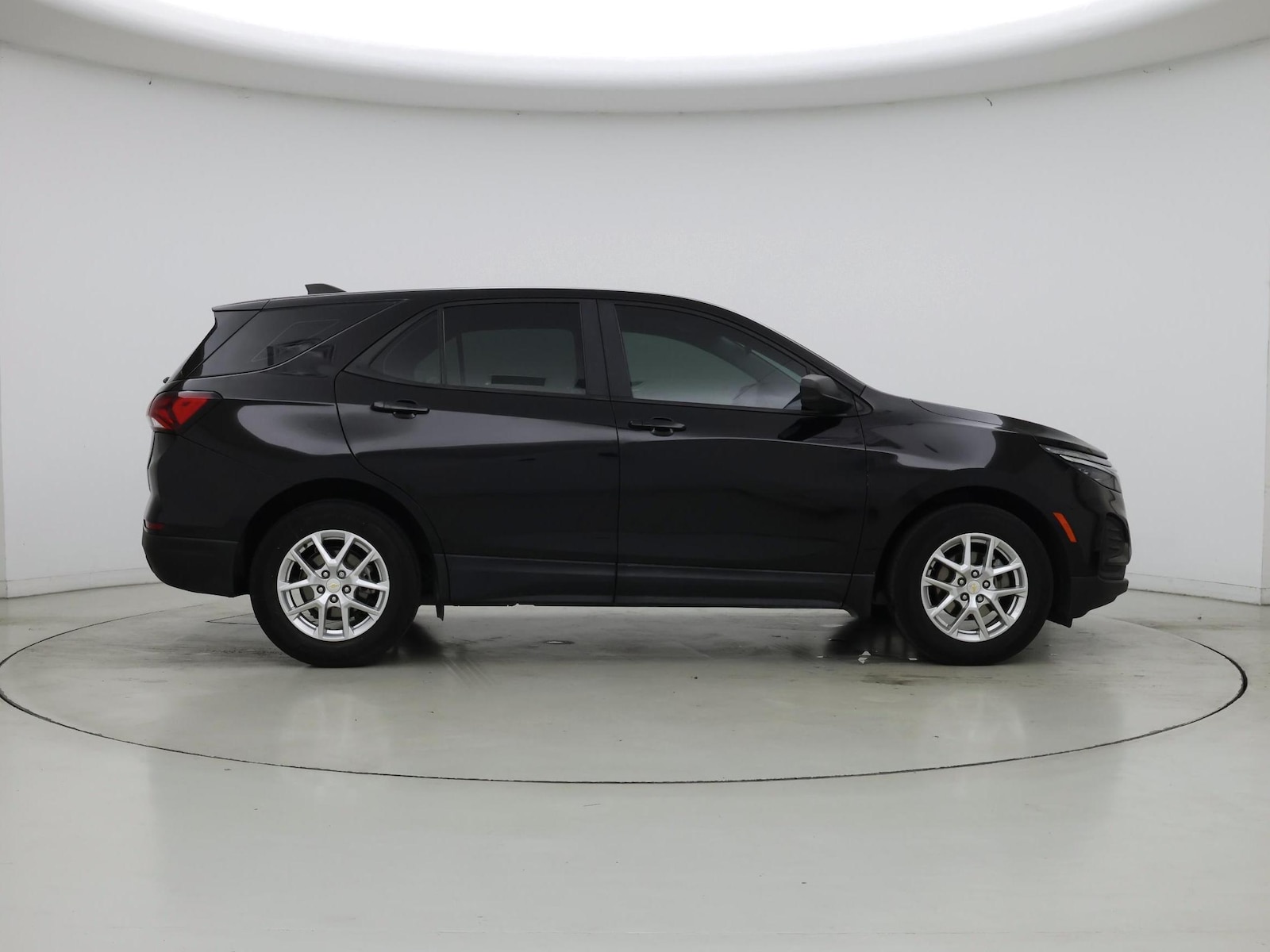 2022 Chevrolet Equinox LS - Photo 8