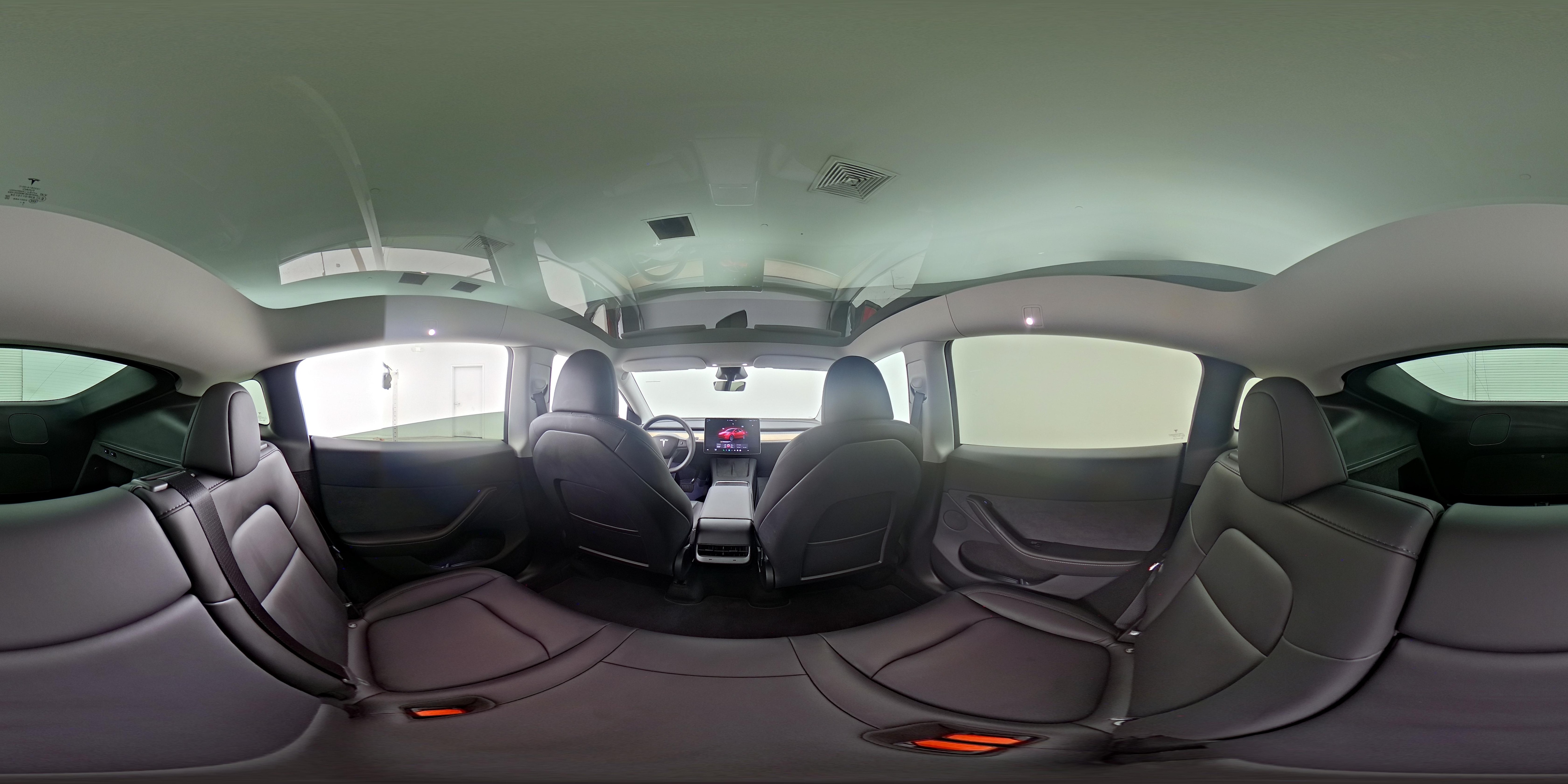2025 Tesla Model Y Long Range - Photo 25