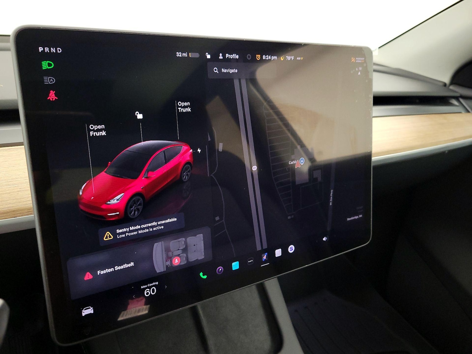2025 Tesla Model Y Long Range - Photo 14