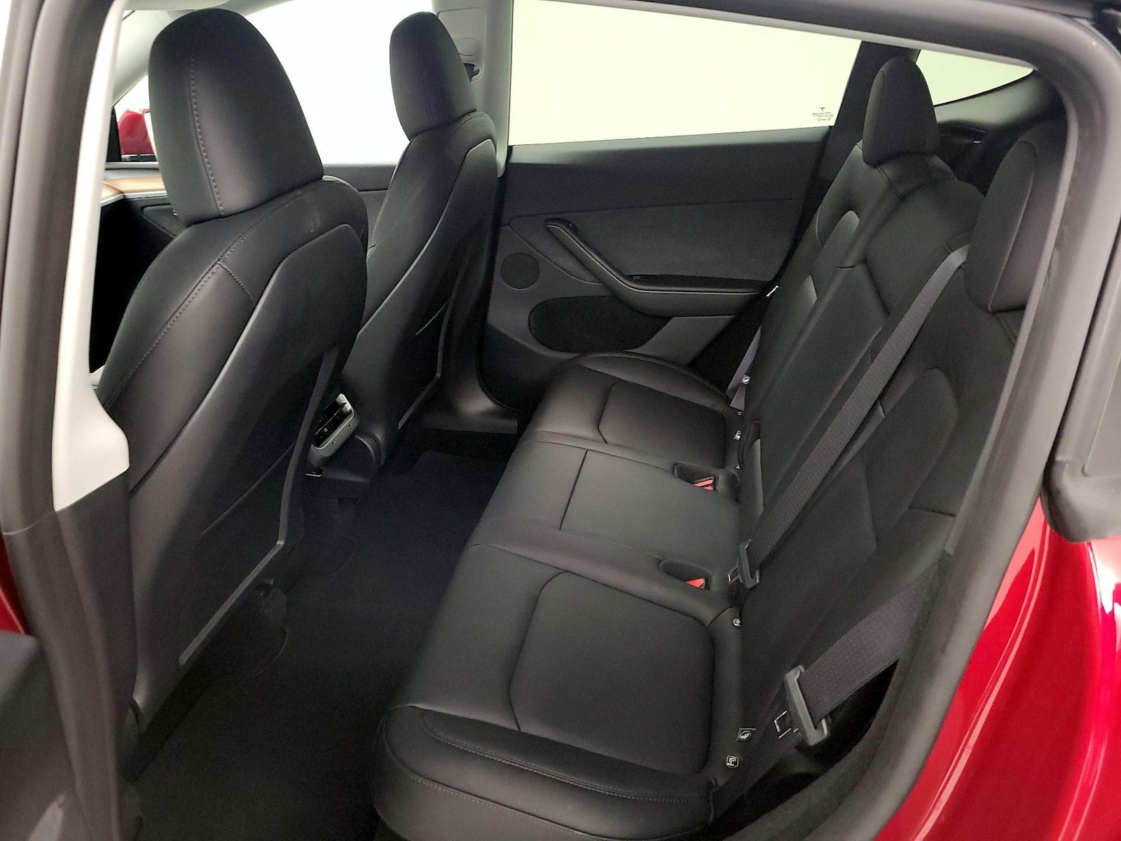 2025 Tesla Model Y Long Range - Photo 21