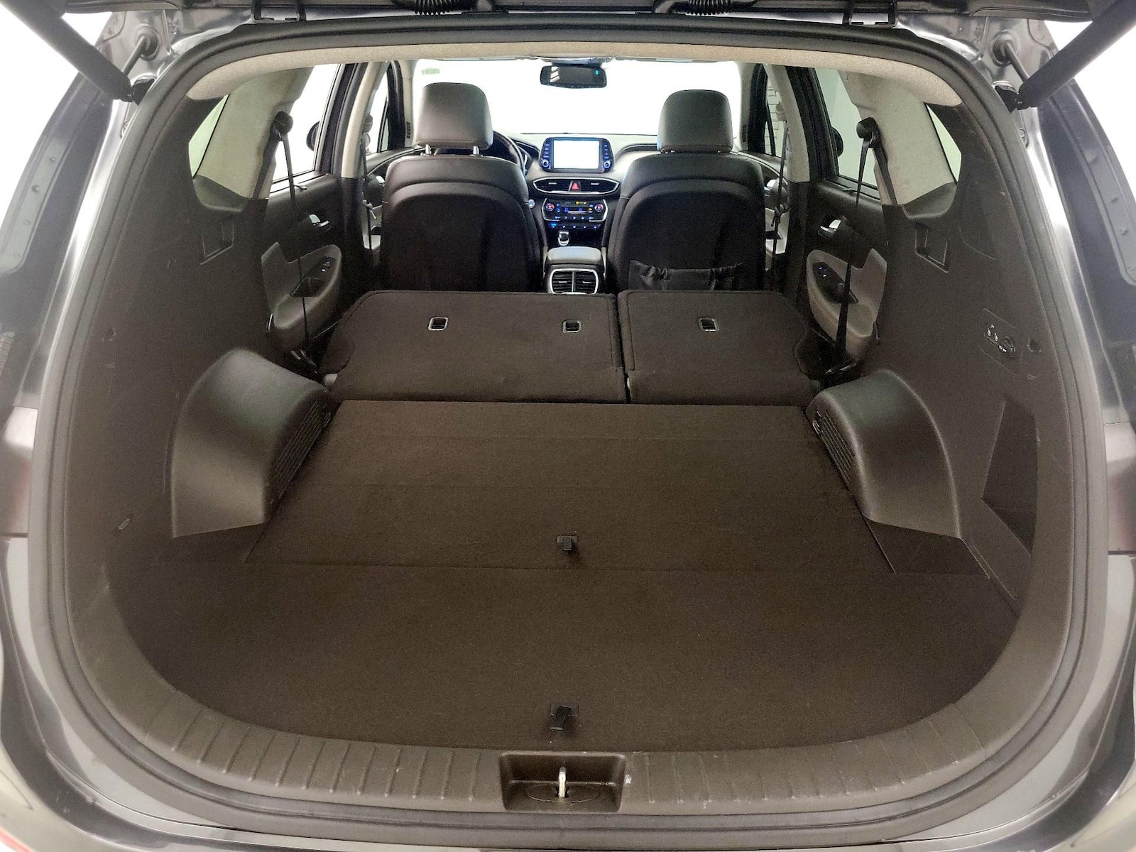 2020 Hyundai Santa Fe Limited - Photo 24