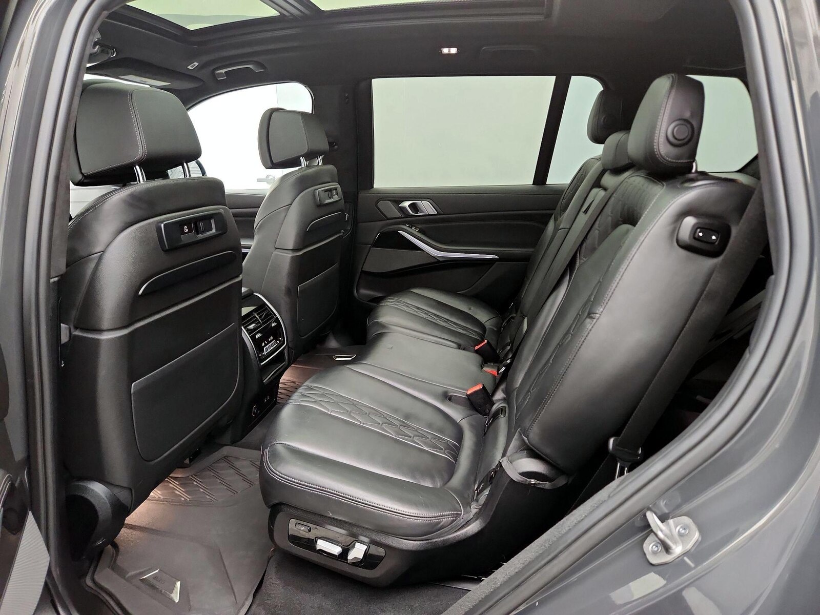 Rear Air Conditioning