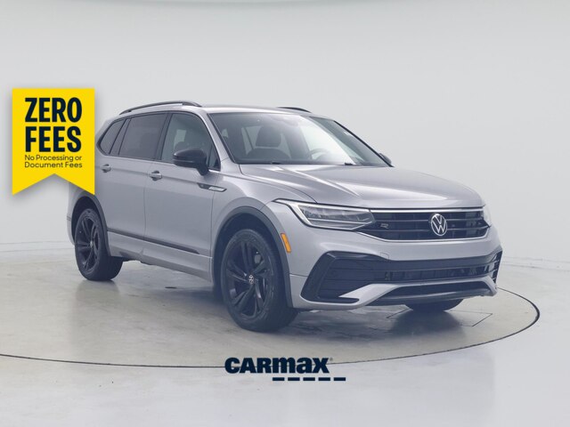 Silver 2023 Volkswagen Tiguan SUV / Crossover Front-Wheel Drive Automatic