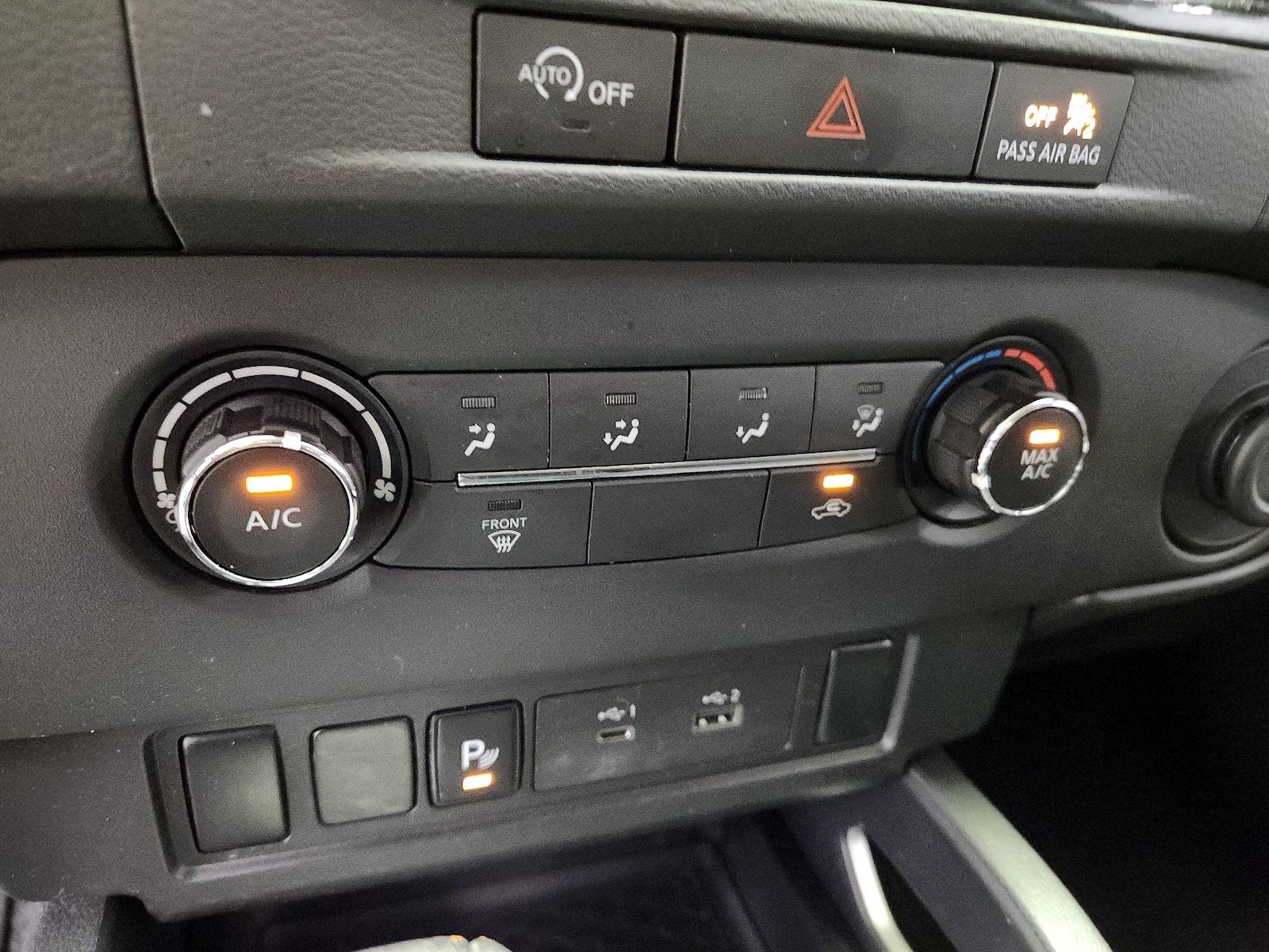 2024 Nissan Frontier SV - Photo 17