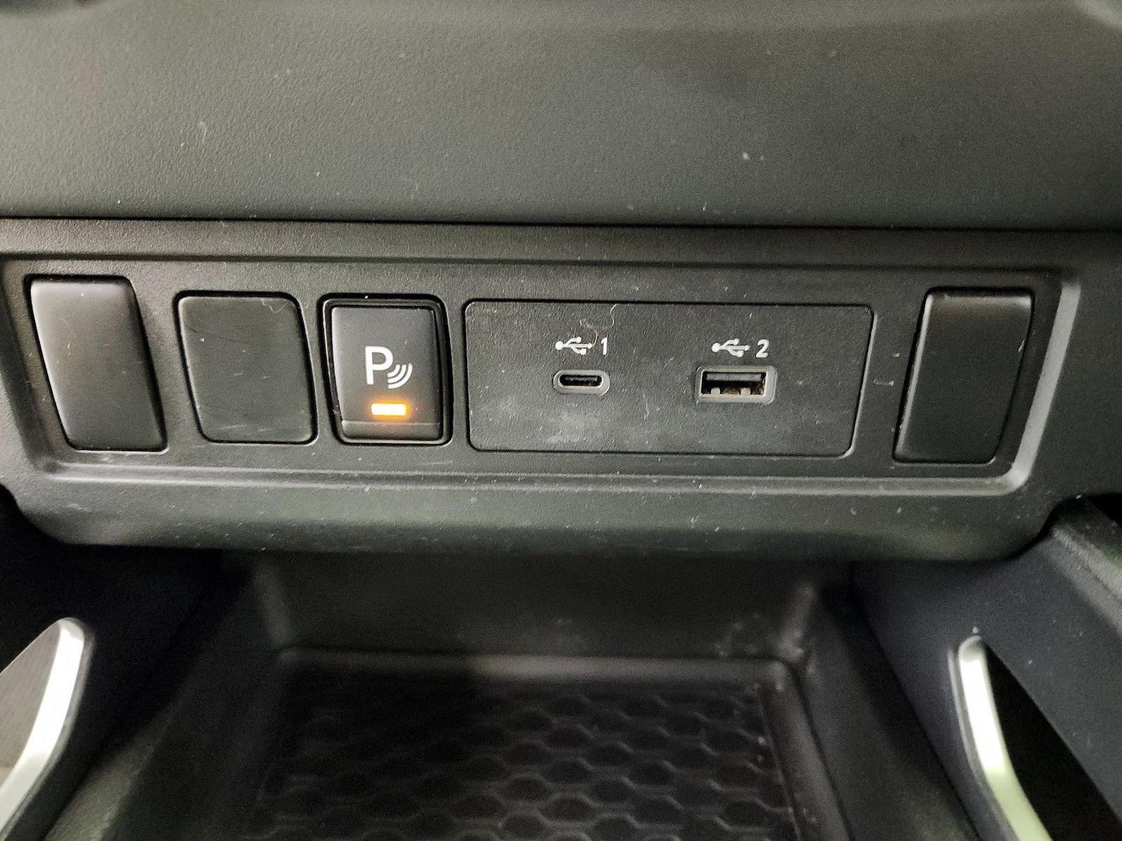 2024 Nissan Frontier SV - Photo 19