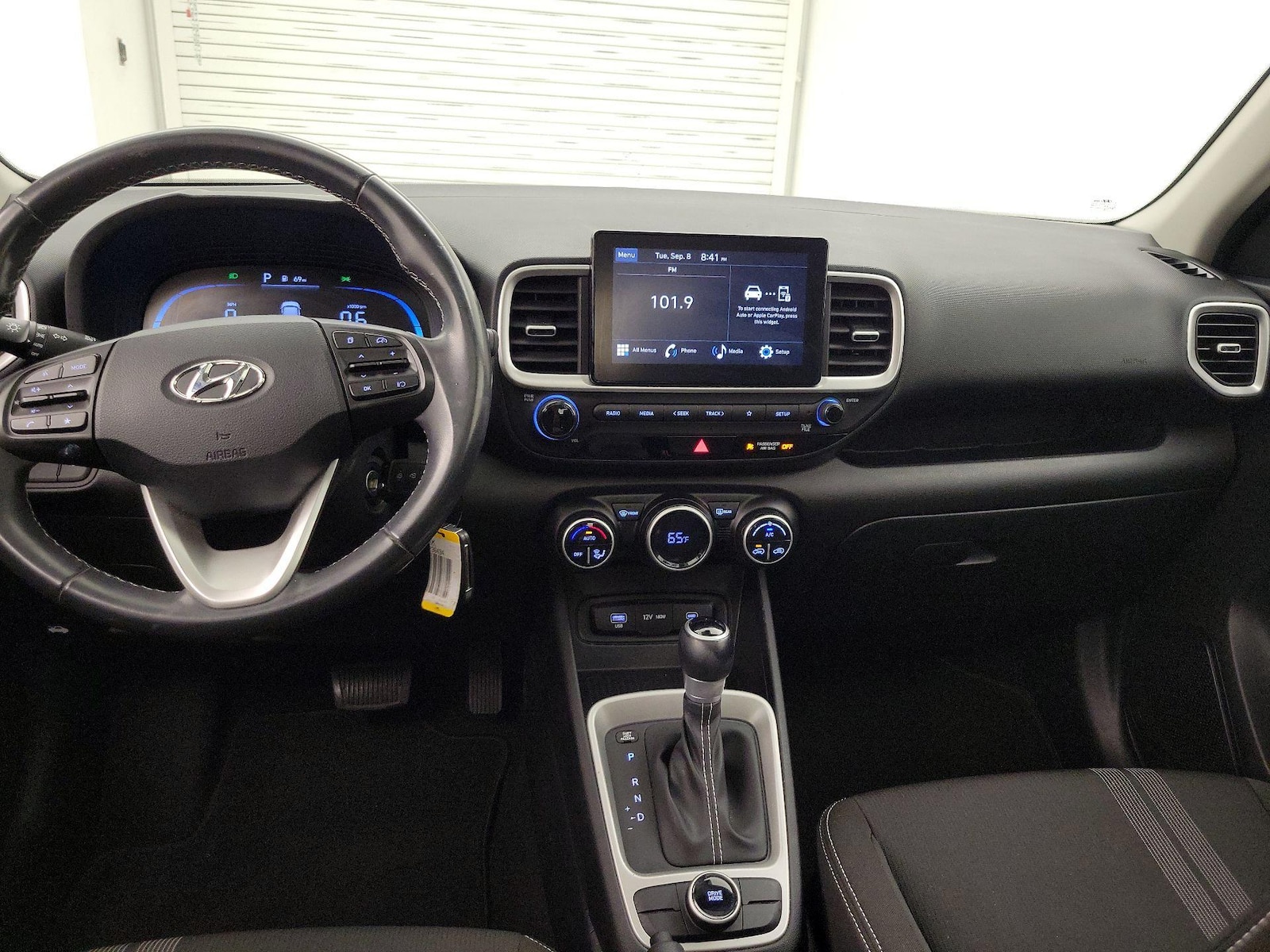 Apple CarPlay® & Android Auto™