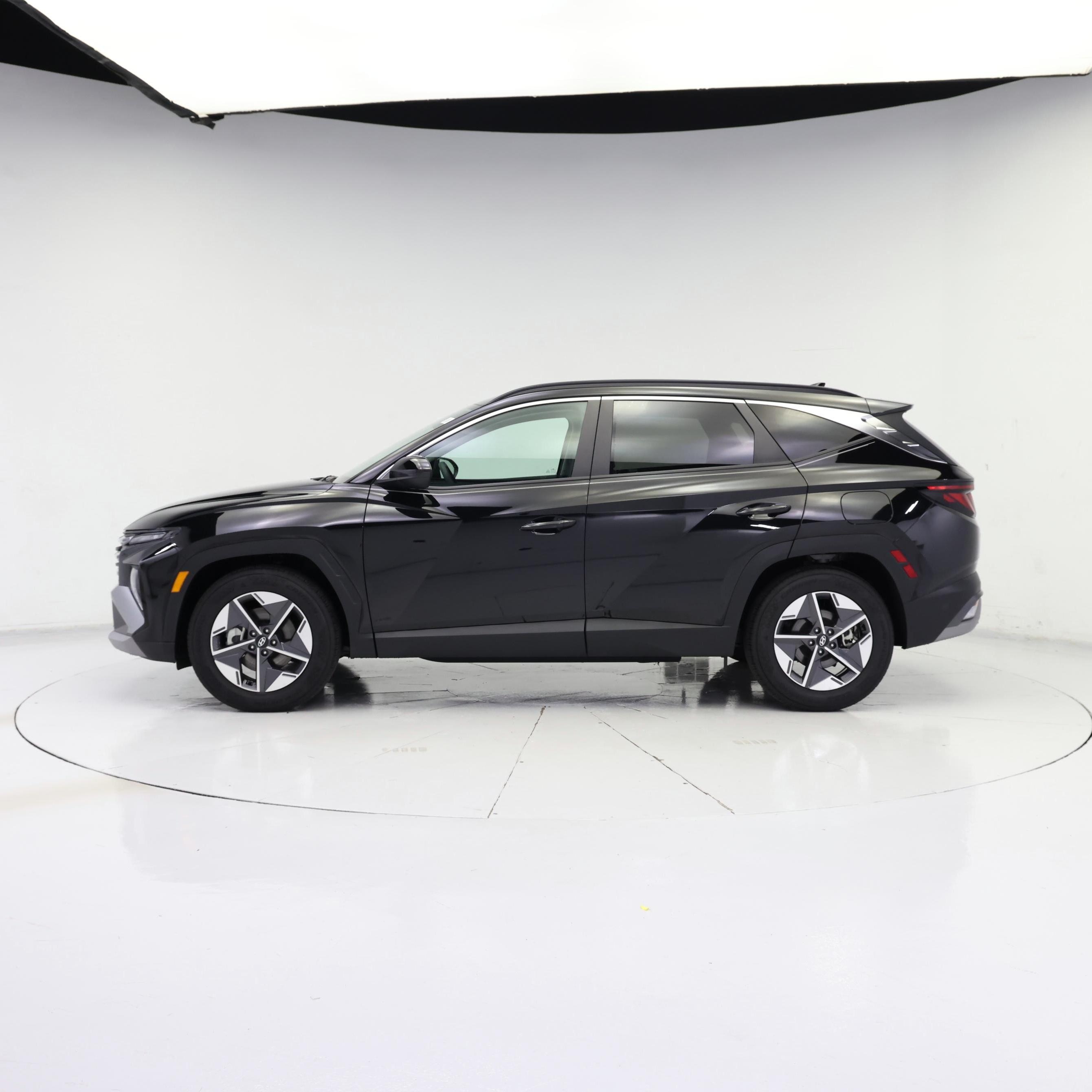 Thumbnail: 2026 Hyundai Tucson - 3