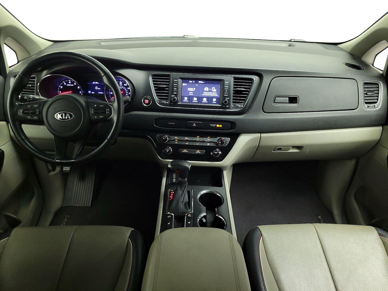 2020 Kia Sedona EX - Photo 10