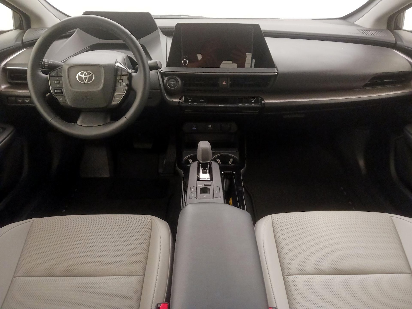 2026 Toyota Prius XLE - Photo 10