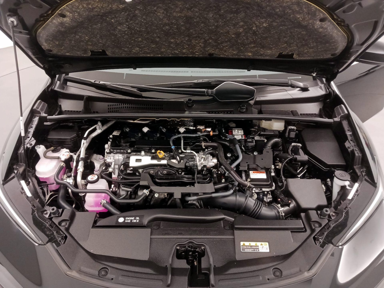 2026 Toyota Prius XLE - Photo 23