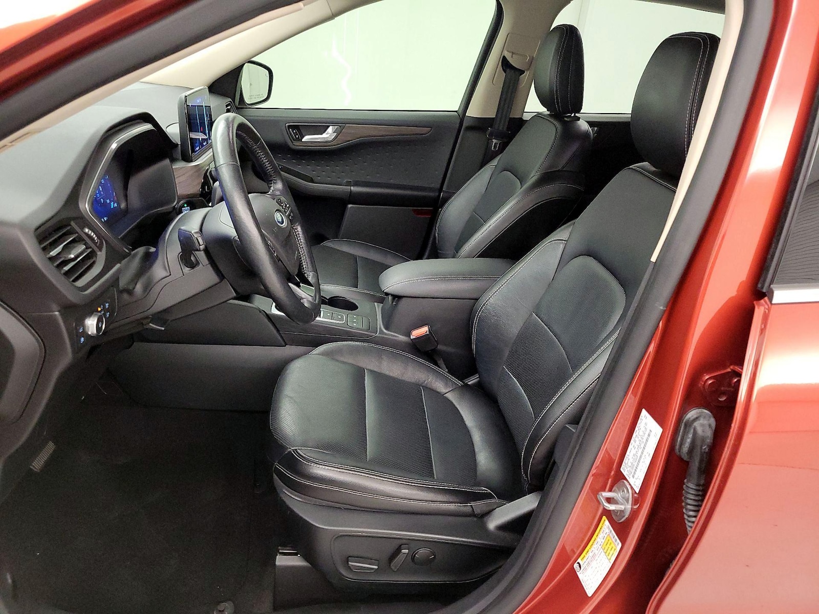 2020 Ford Escape Titanium - Photo 12
