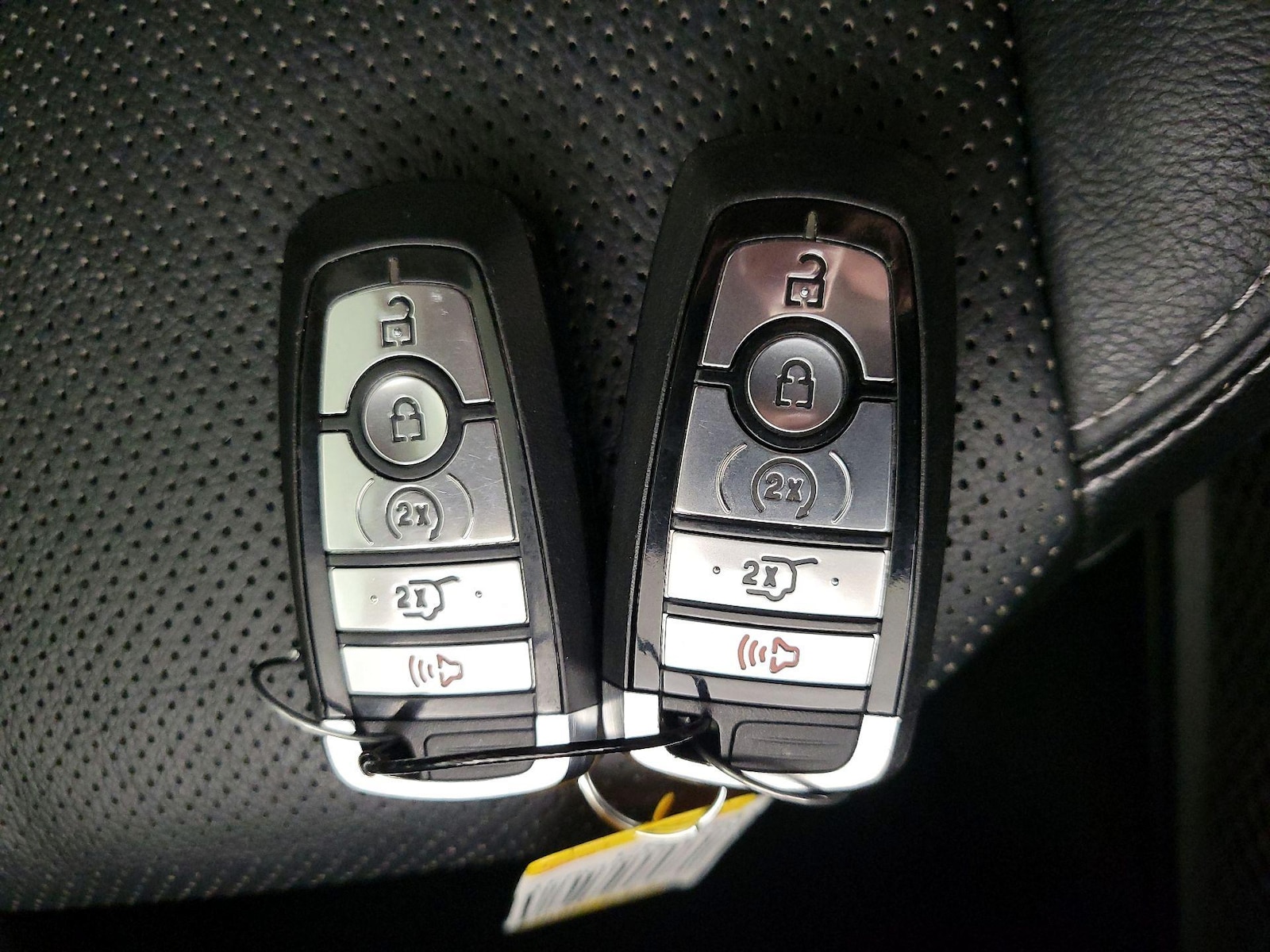 2020 Ford Escape Titanium - Photo 24