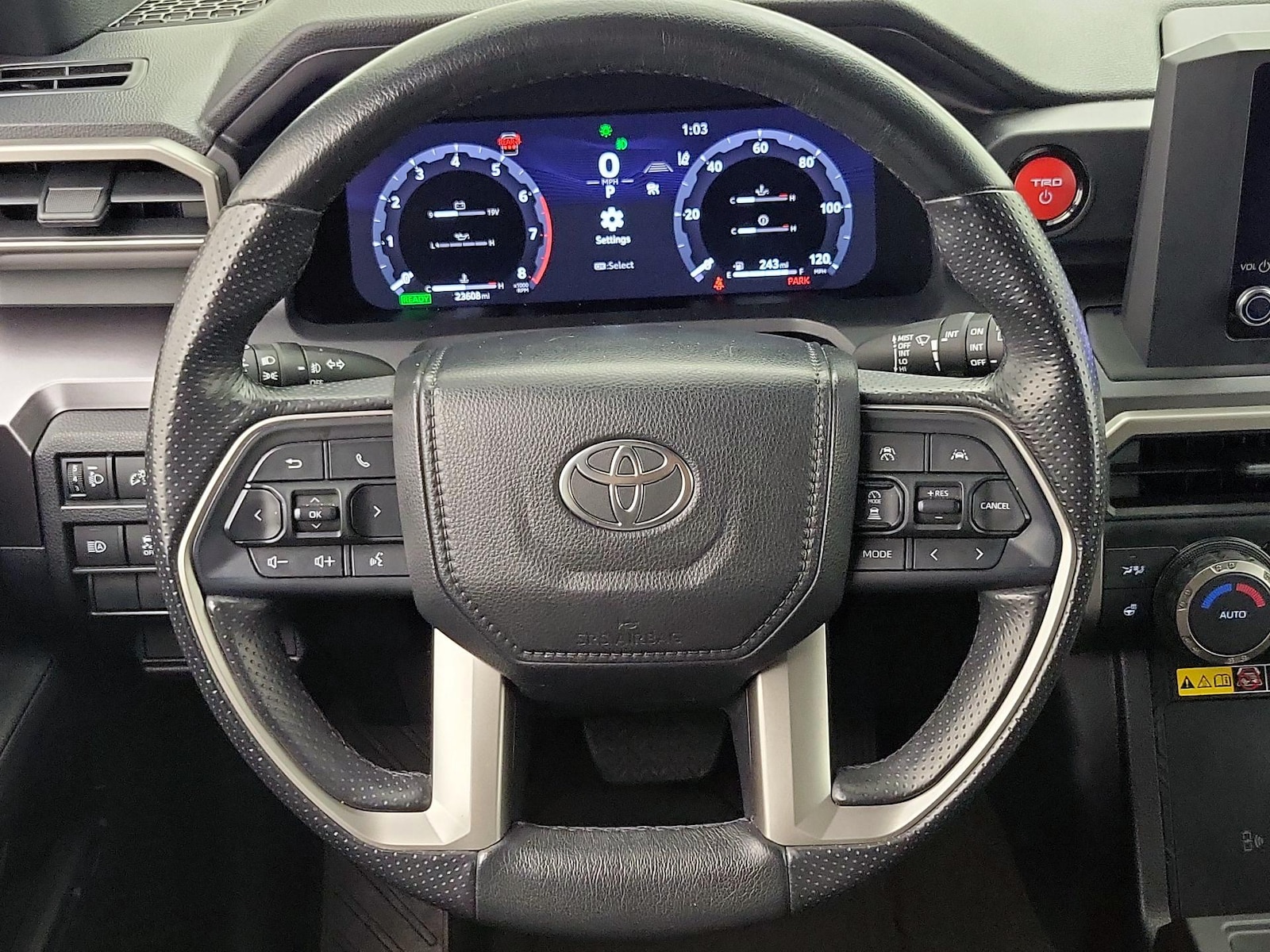 2025 Toyota 4Runner TRD Off-Road - Photo 11