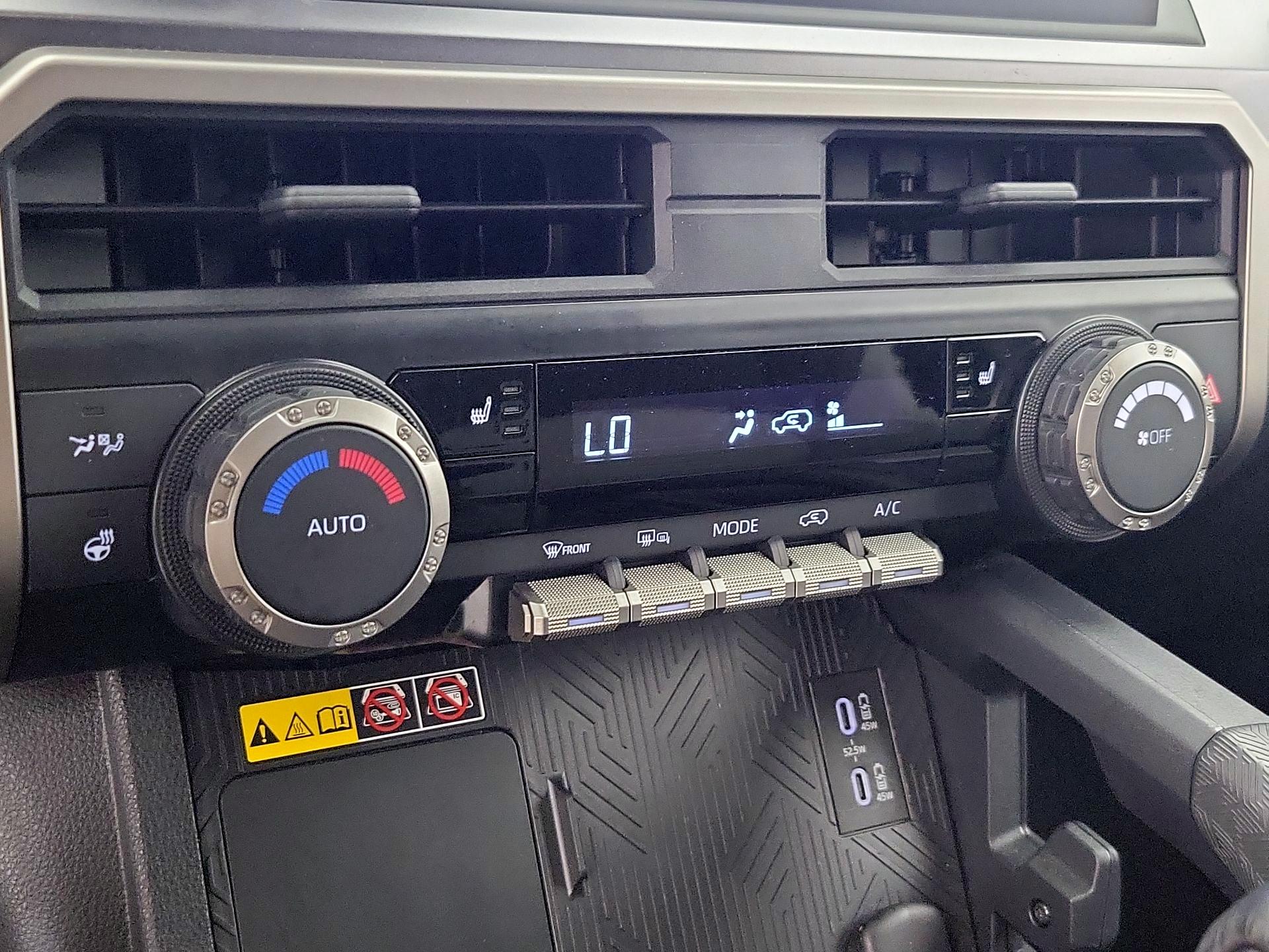 Thumbnail: 2025 Toyota 4Runner - 17