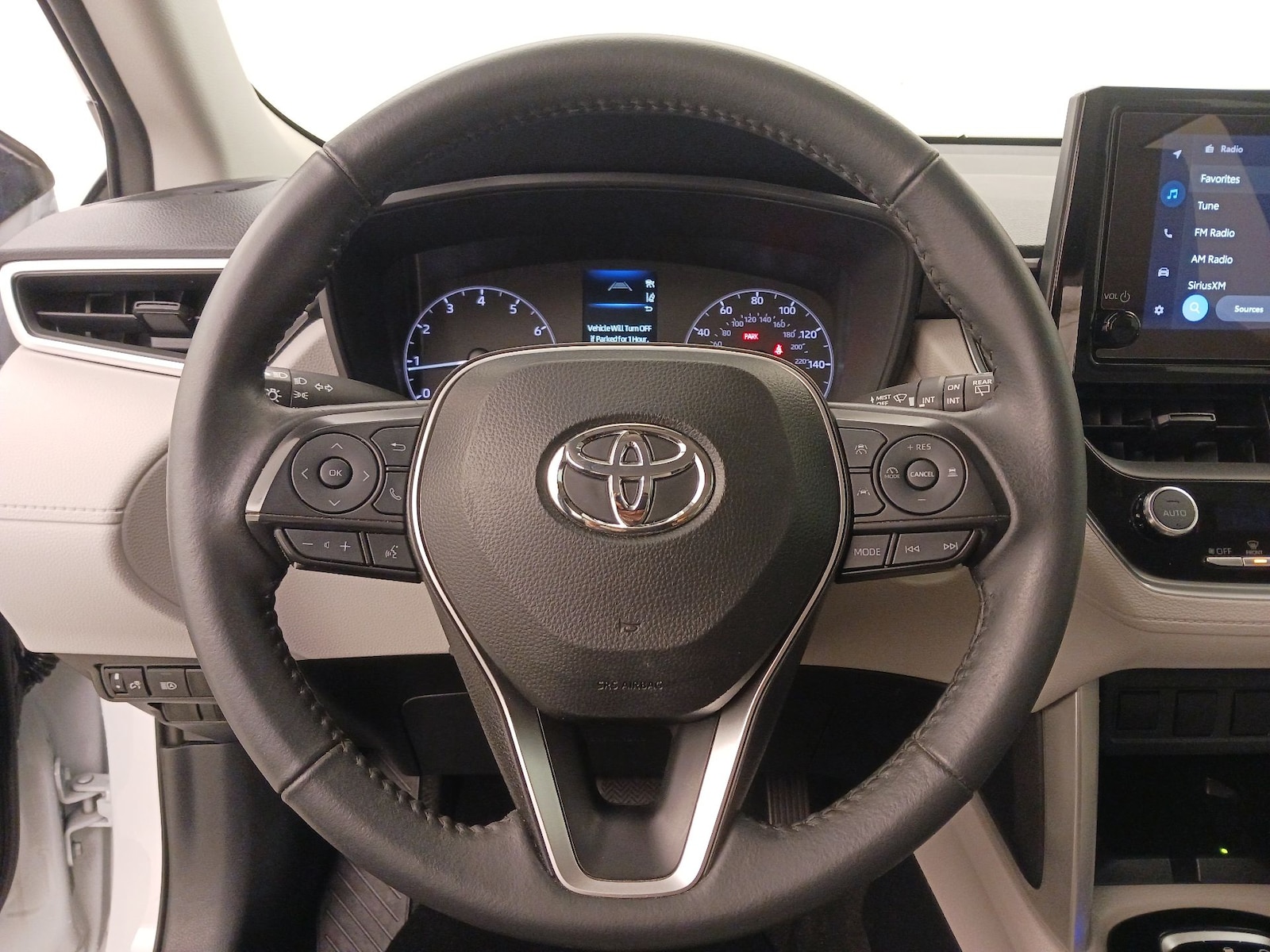 2024 Toyota Corolla Cross LE - Photo 11