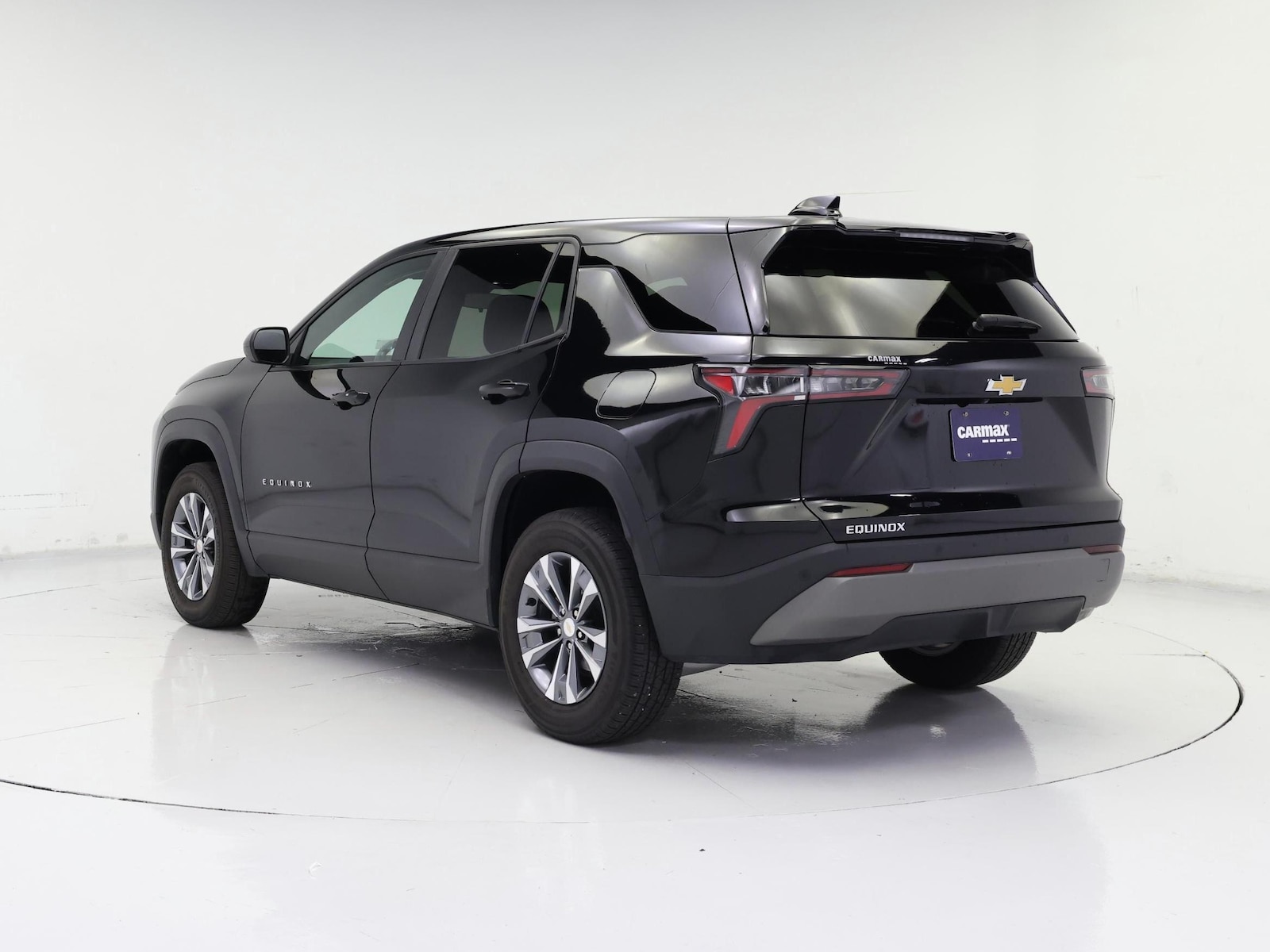 2025 Chevrolet Equinox LT - Photo 3