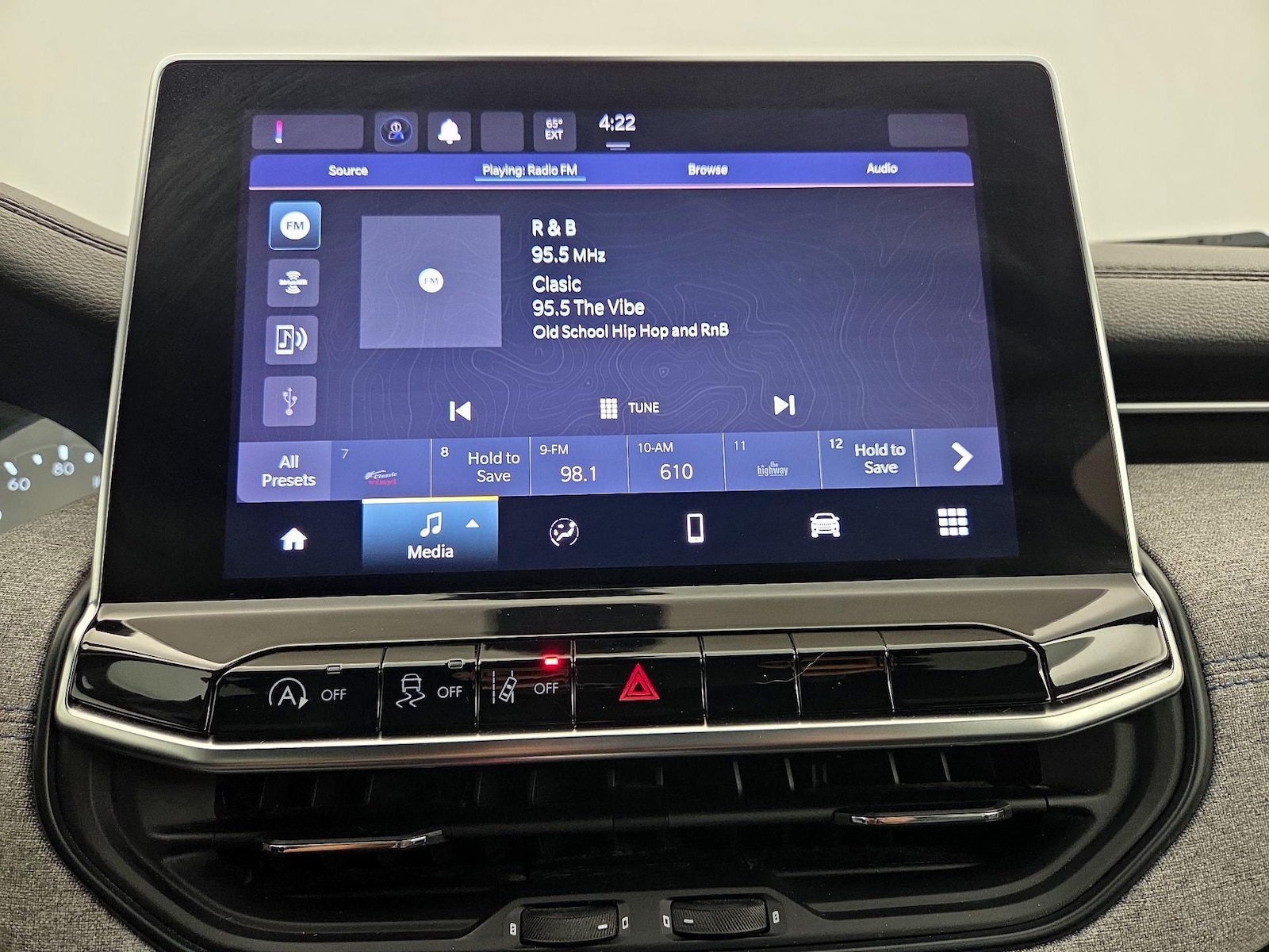 2023 Jeep Compass Latitude - Photo 16