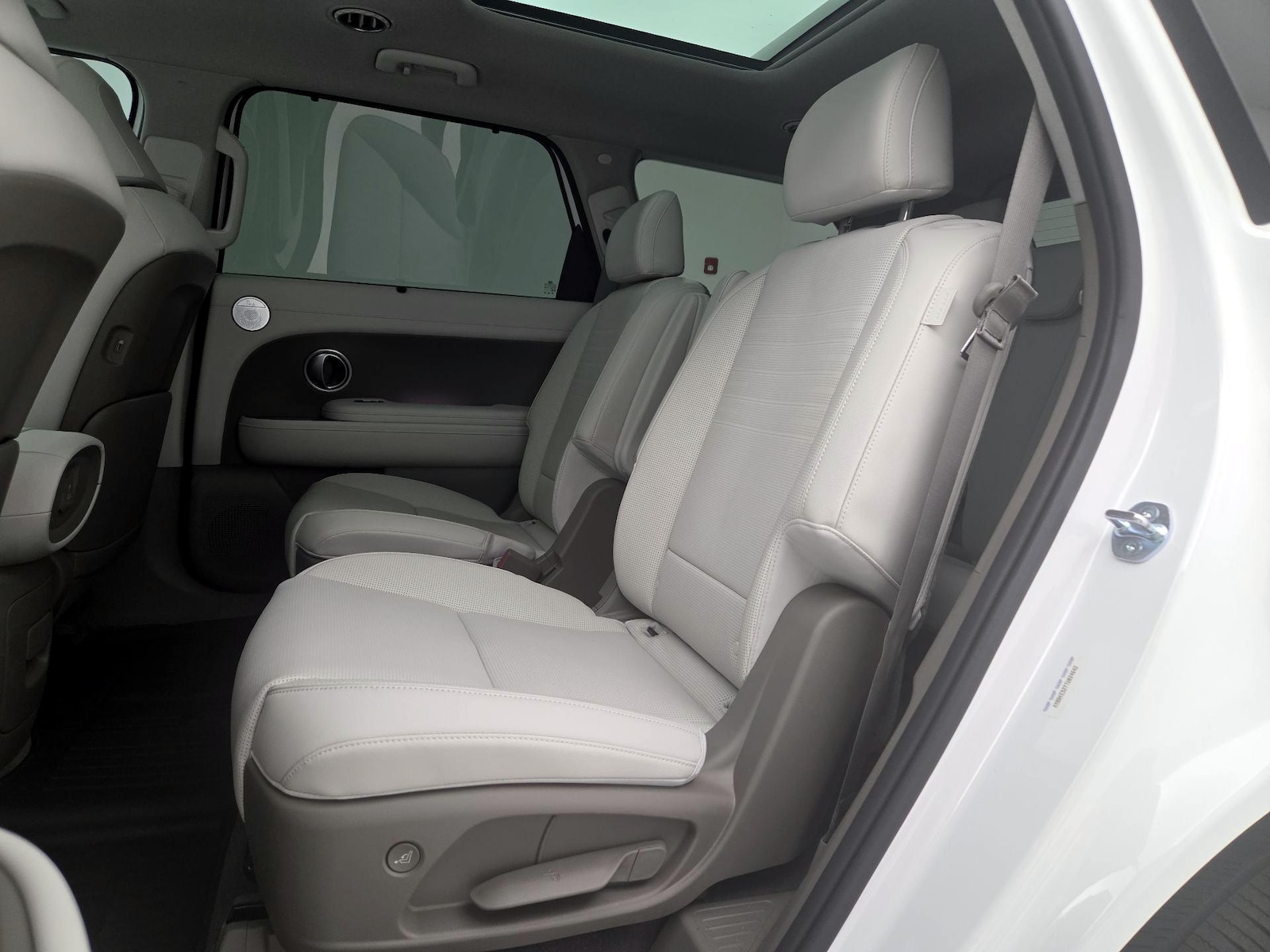 Rear Air Conditioning