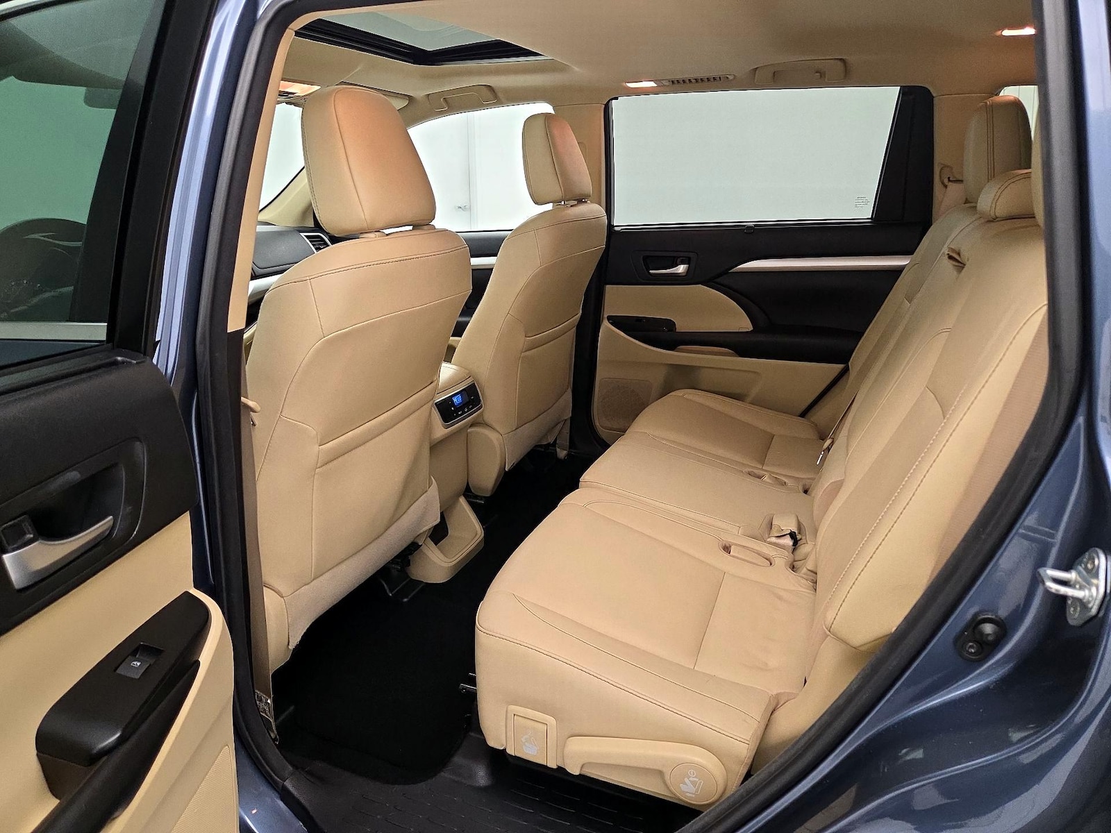 Rear Air Conditioning