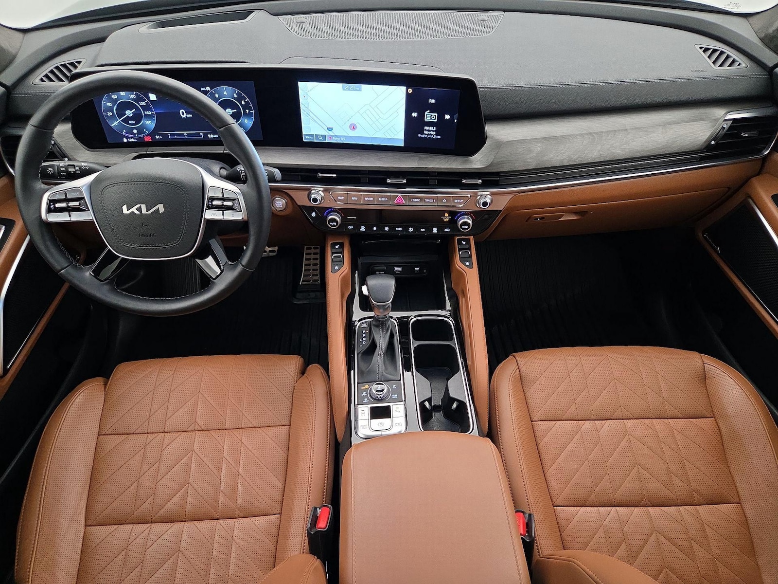 Apple CarPlay® & Android Auto™