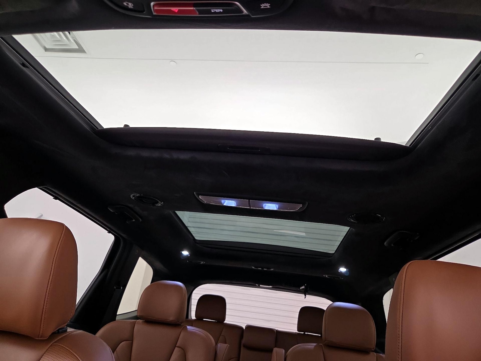 Sunroof(s) & Skylight(s)