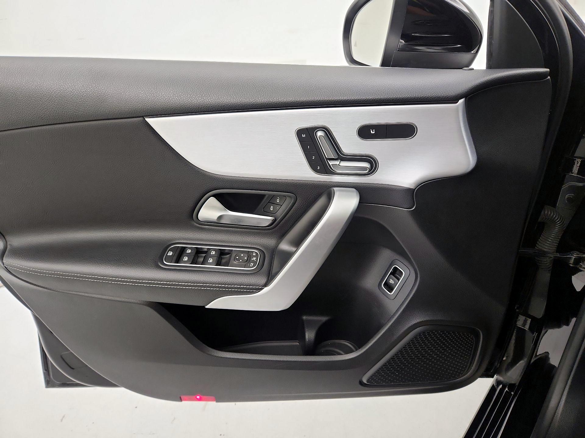 Thumbnail: 2020 Mercedes-Benz A-Class - 12