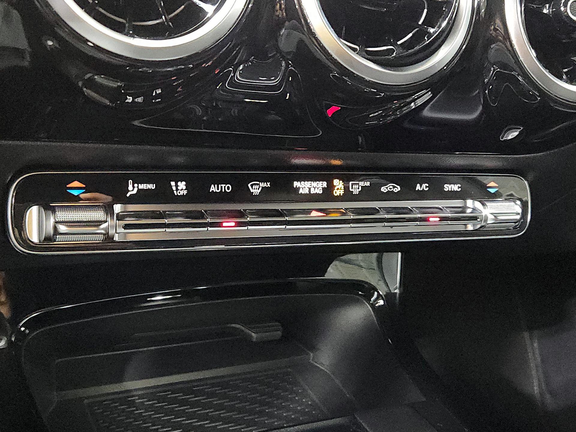 Thumbnail: 2020 Mercedes-Benz A-Class - 17