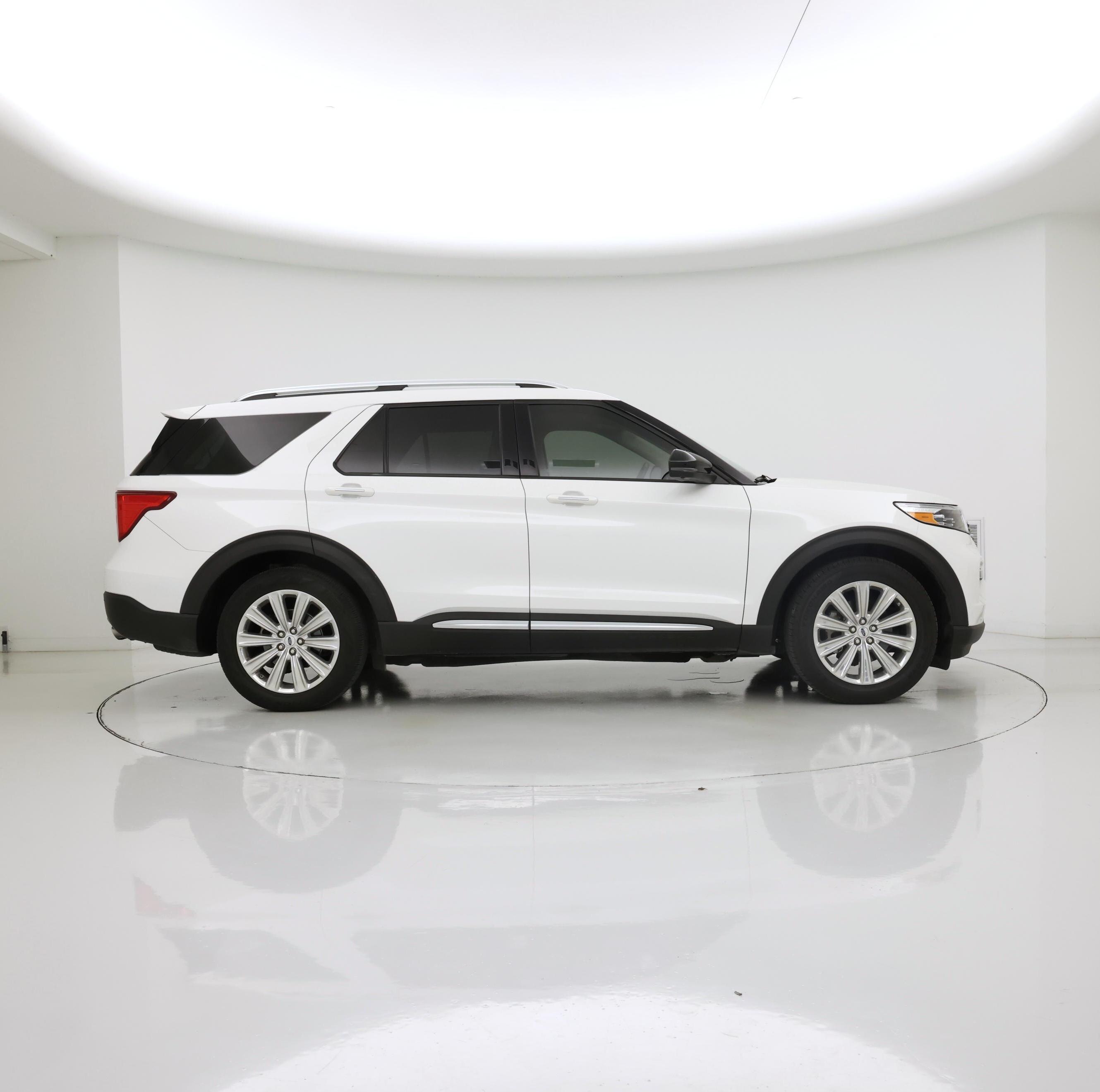 Thumbnail: 2020 Ford Explorer - 7