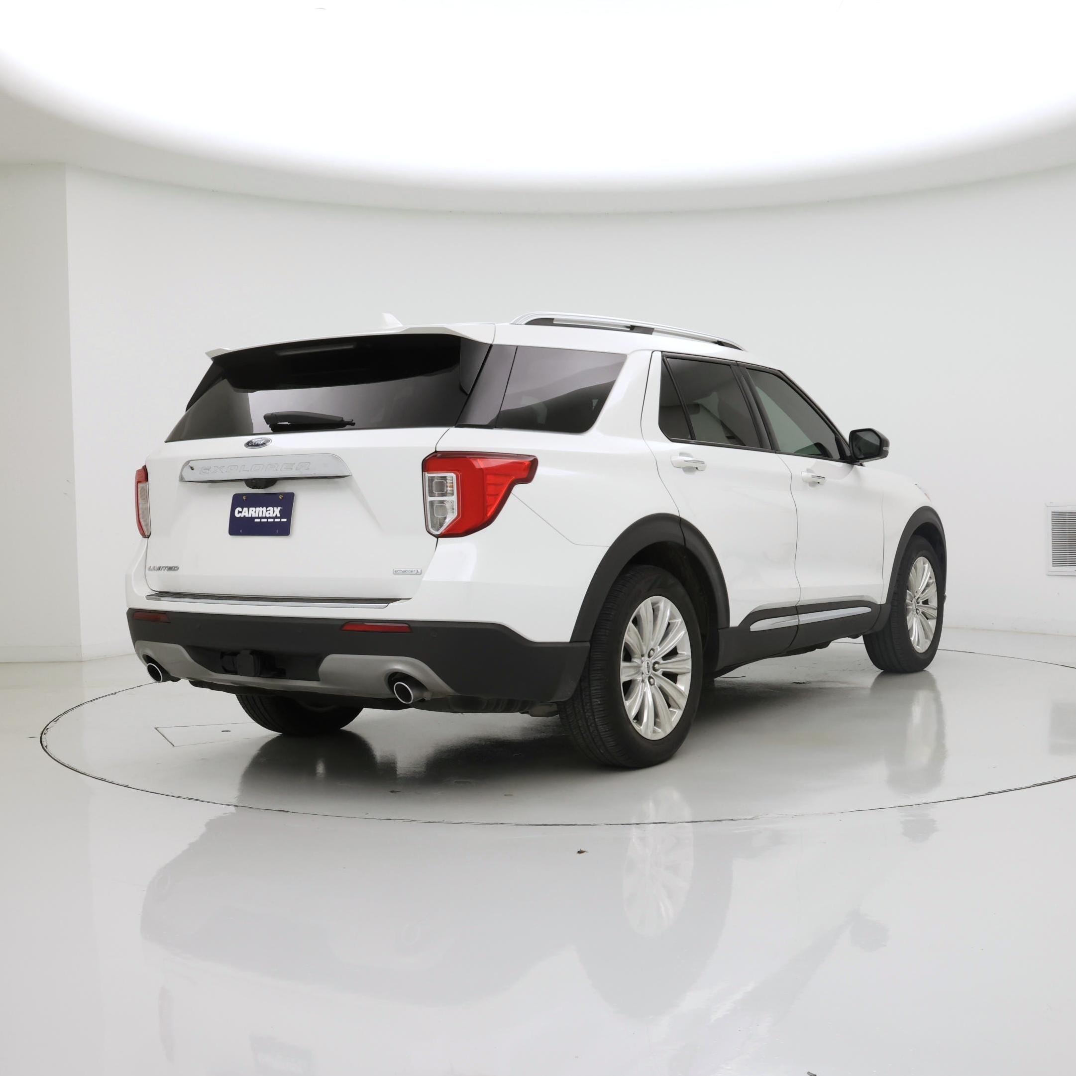 Thumbnail: 2020 Ford Explorer - 8