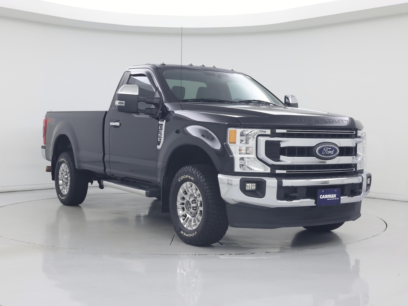 2020 Ford F-350 Super Duty XLT - Photo 2