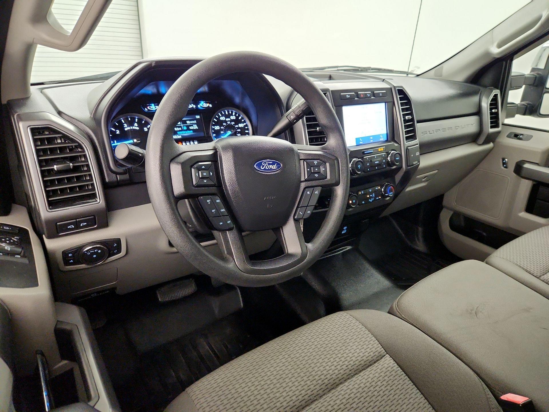 Thumbnail: 2020 Ford F-350 - 9