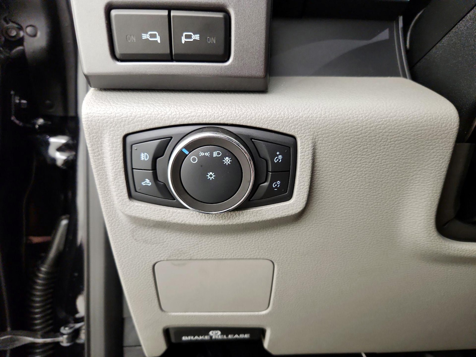 2020 Ford F-350 Super Duty XLT - Photo 14
