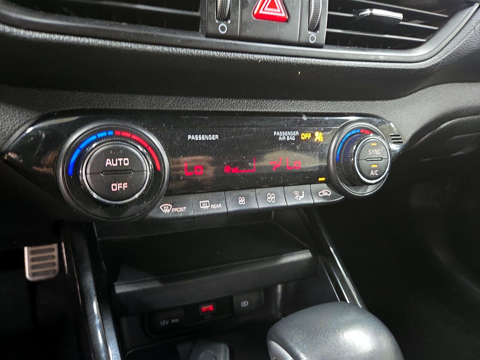 Thumbnail: 2024 Kia Forte - 17