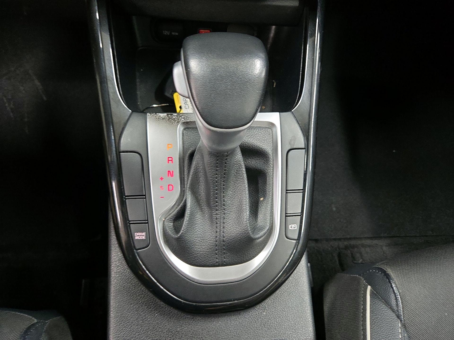 Thumbnail: 2024 Kia Forte - 18