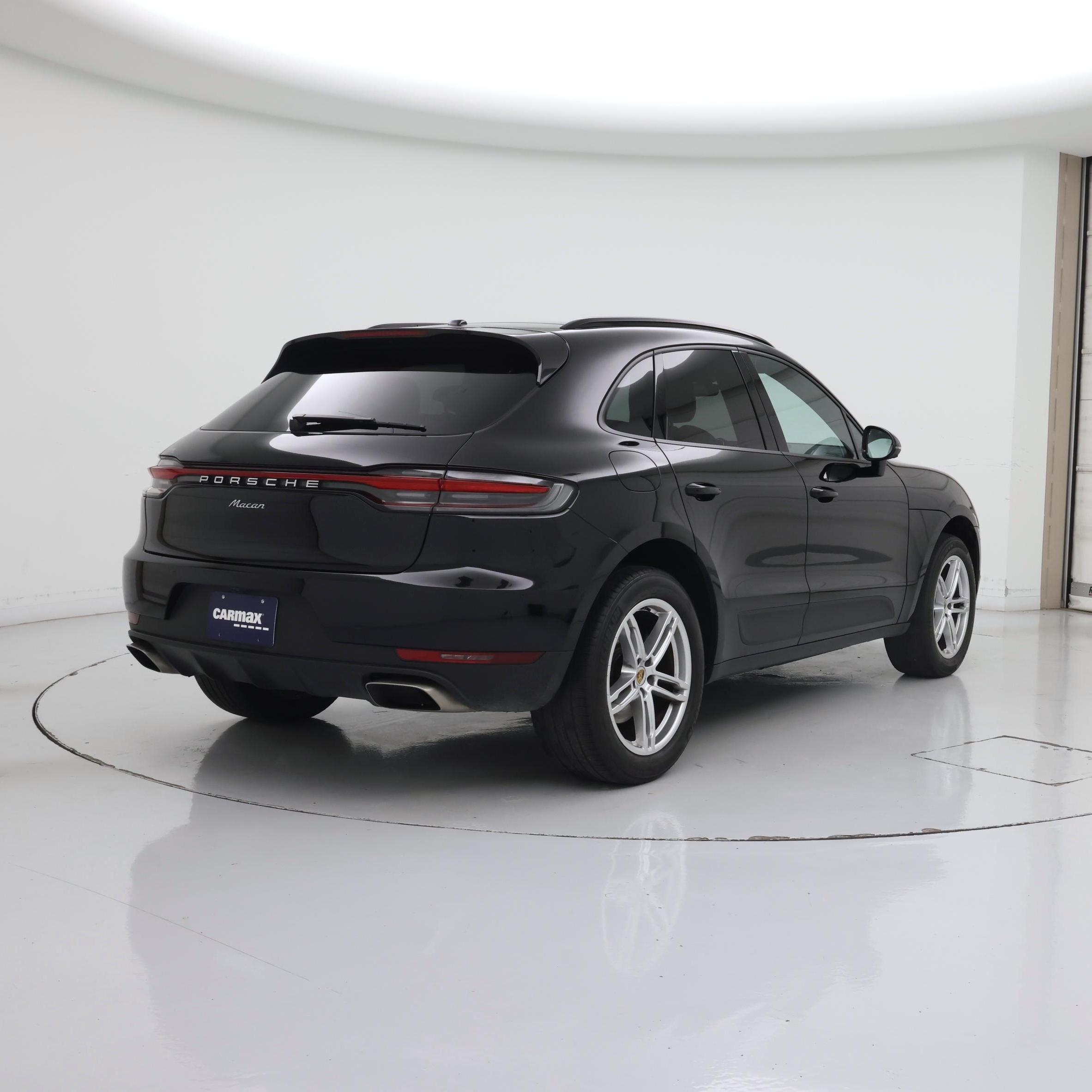 Thumbnail: 2021 Porsche Macan - 8
