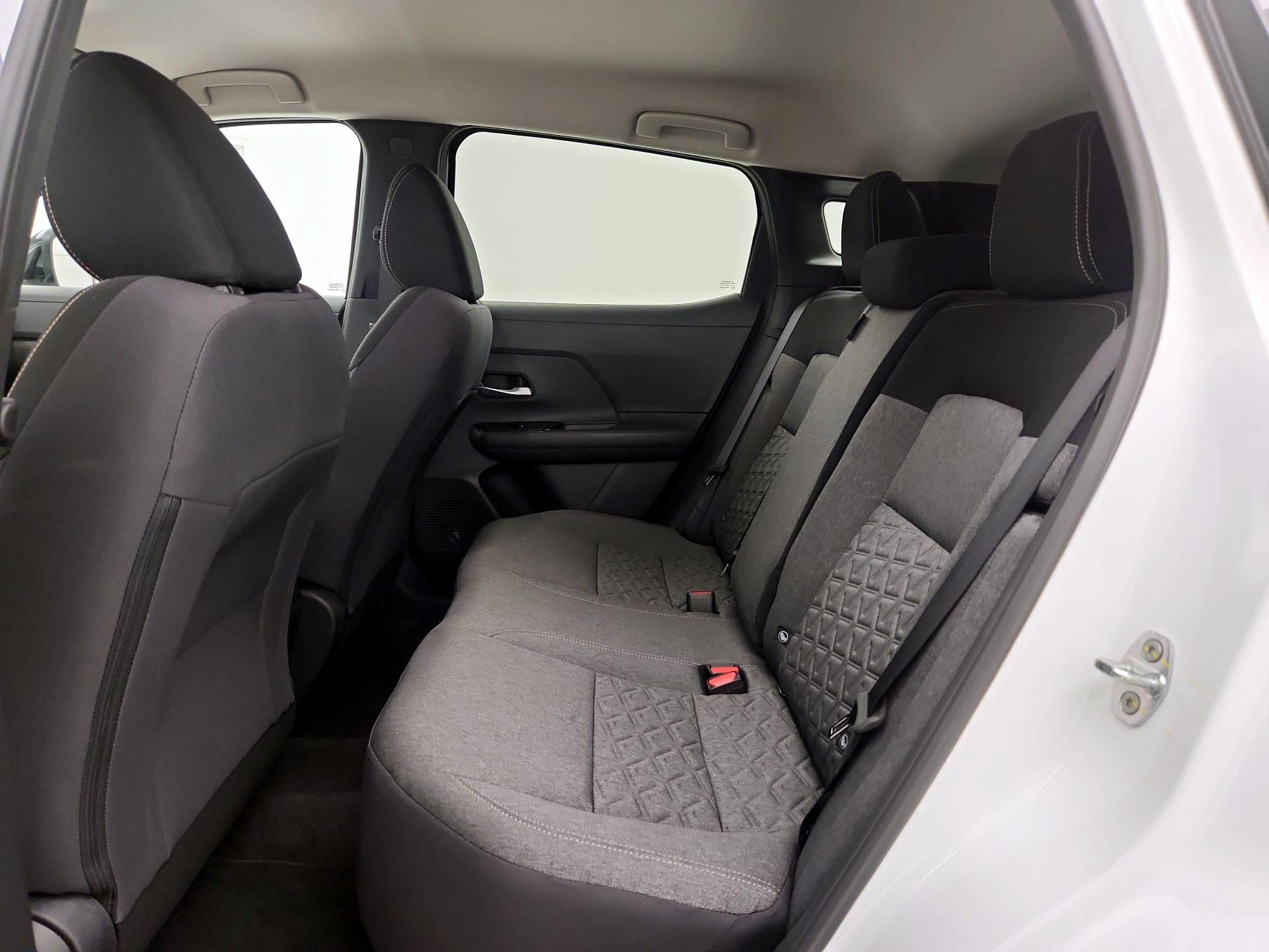Thumbnail: 2026 Nissan Kicks - 19