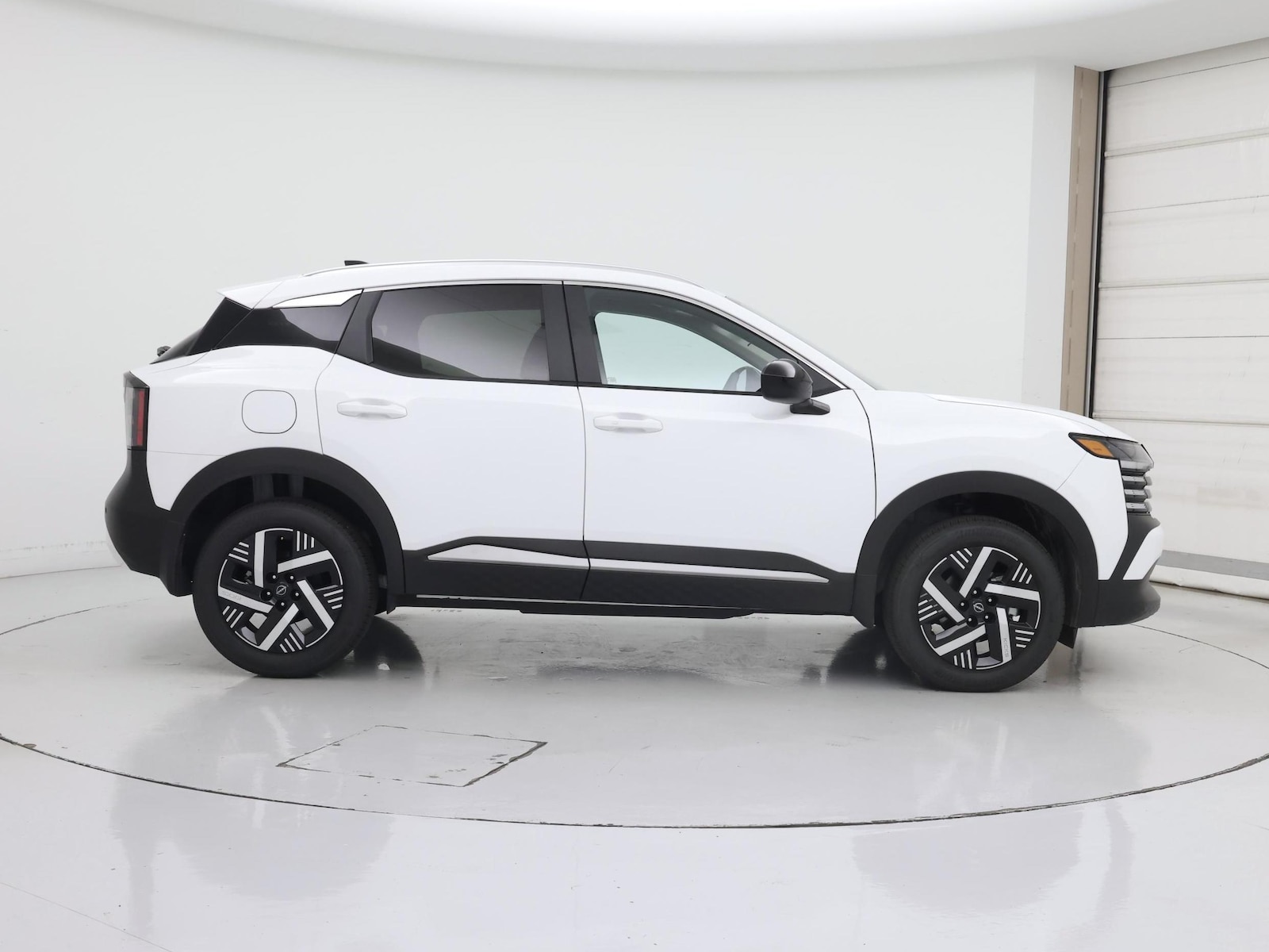 2026 Nissan KICKS SV - Photo 8