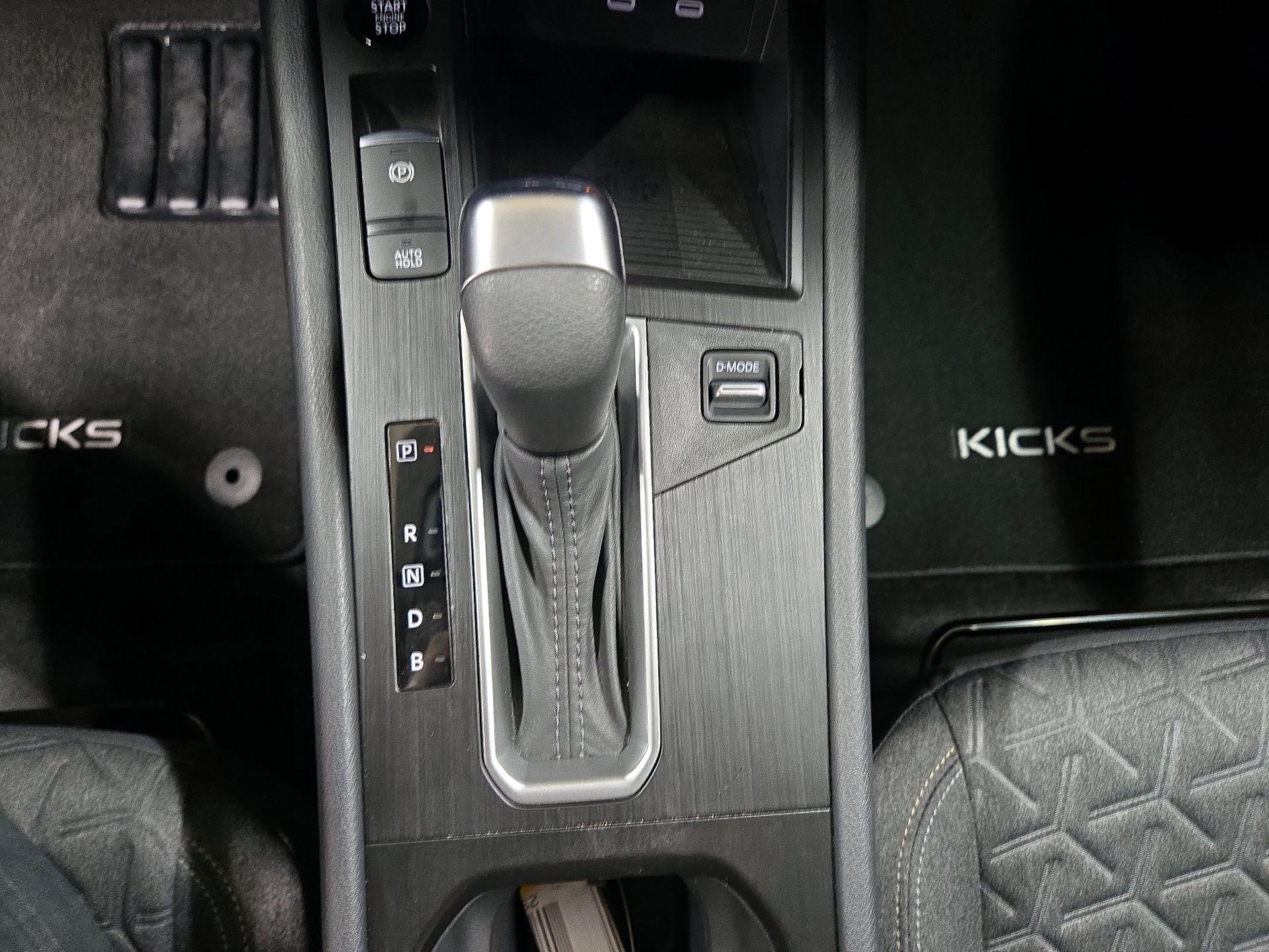Thumbnail: 2026 Nissan Kicks - 17