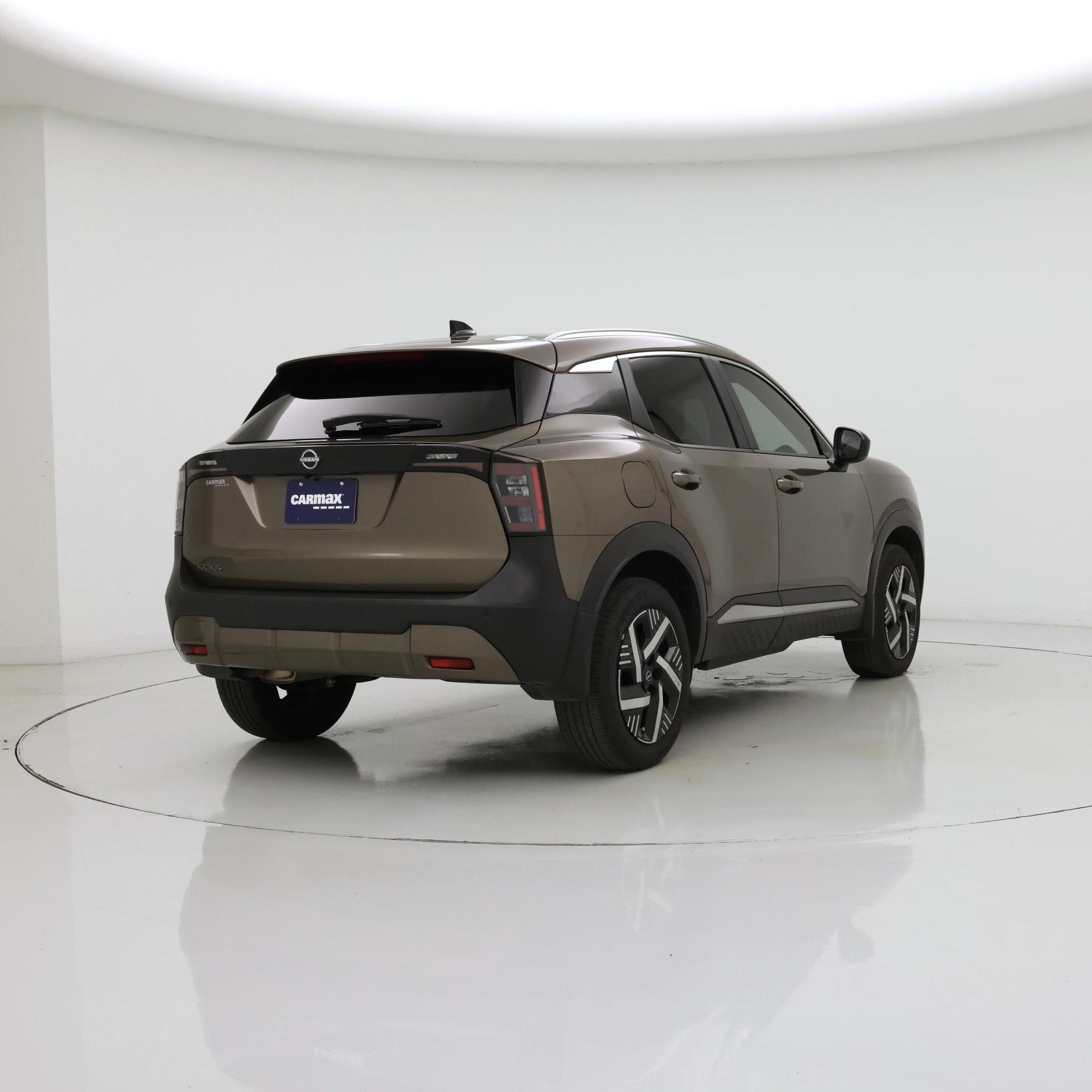 Thumbnail: 2026 Nissan Kicks - 8