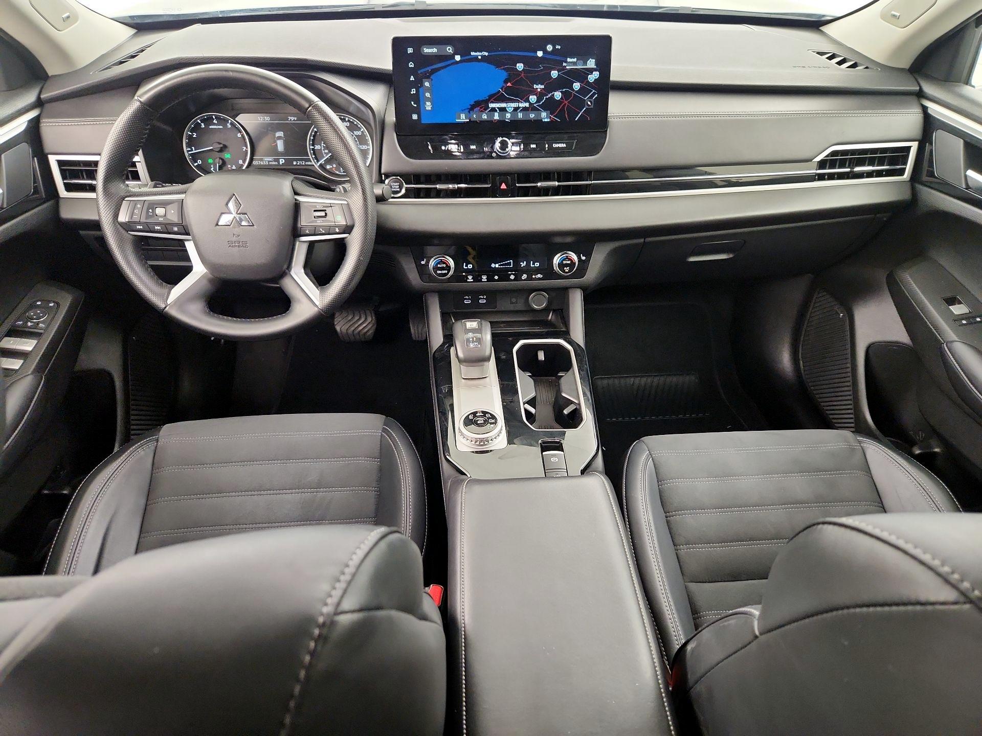 Thumbnail: 2025 Mitsubishi Outlander - 9