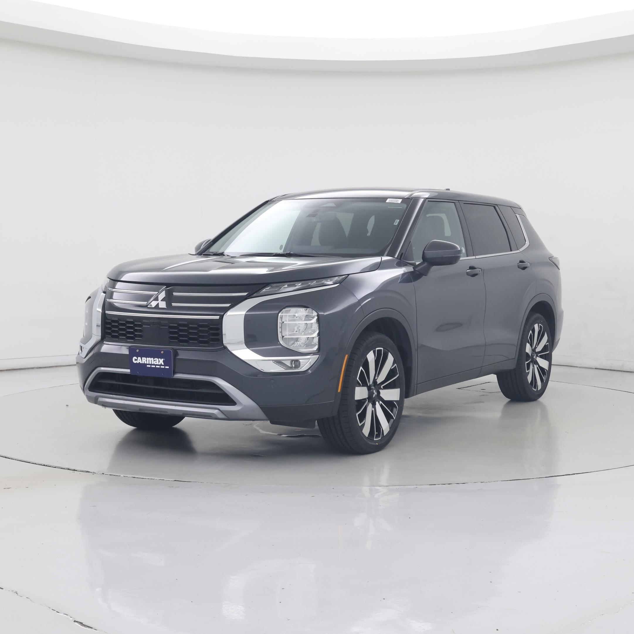 Thumbnail: 2025 Mitsubishi Outlander - 4