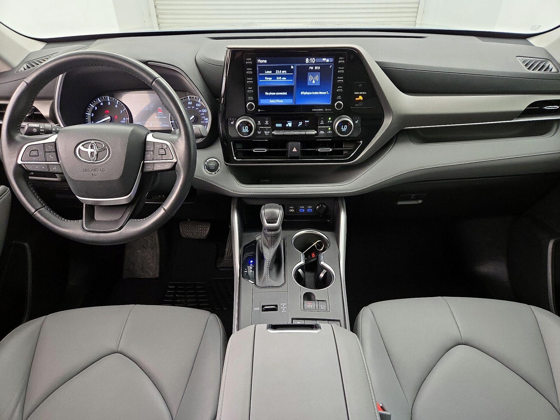 Thumbnail: 2022 Toyota Highlander - 9