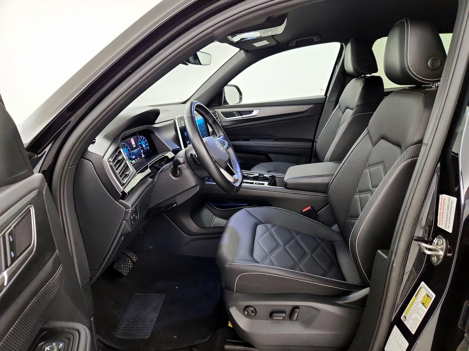 2025 Volkswagen Atlas Cross Sport SE w/Tech - Photo 12