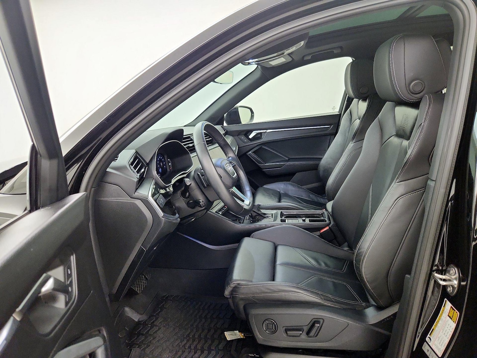 2023 Audi Q3 S Line Premium Plus - Photo 12