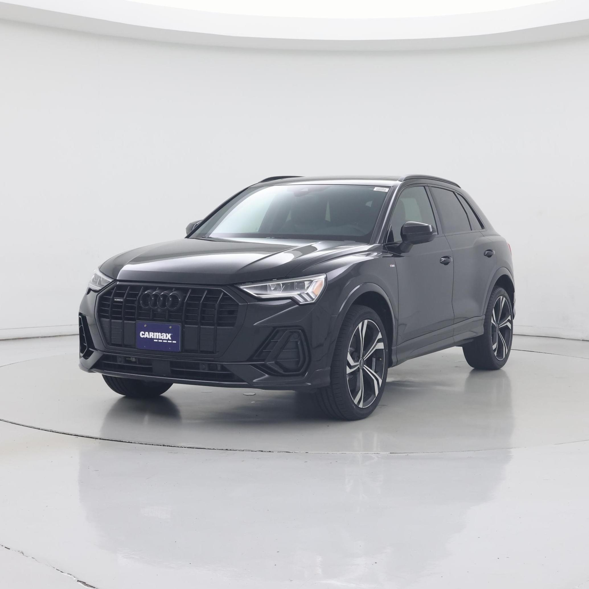 Thumbnail: 2023 Audi Q3 - 4