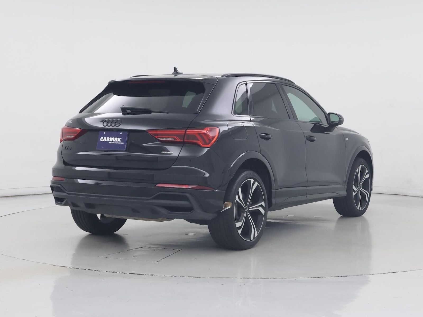2023 Audi Q3 S Line Premium Plus - Photo 9